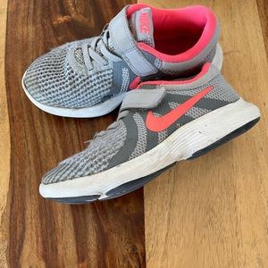 COPY - Girls Nike tennis shoes